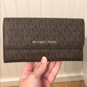 MK wallet